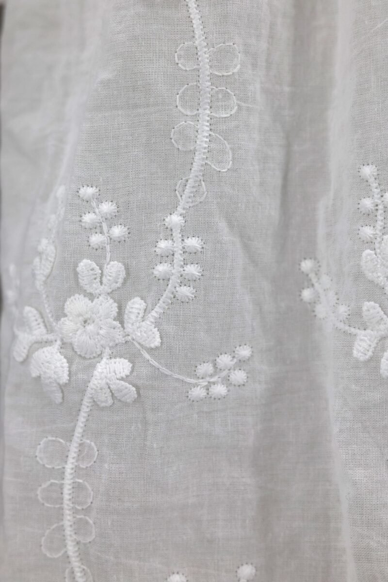 Floral Embroidered Peasant blouse - Image 7