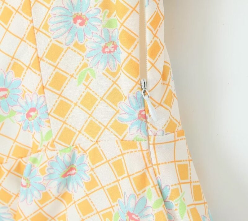 Darling Rosebud Dress - Image 9