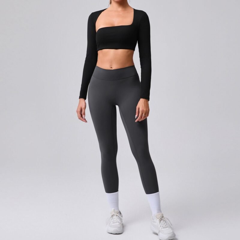 Balance Performance Long Sleeve - Image 8