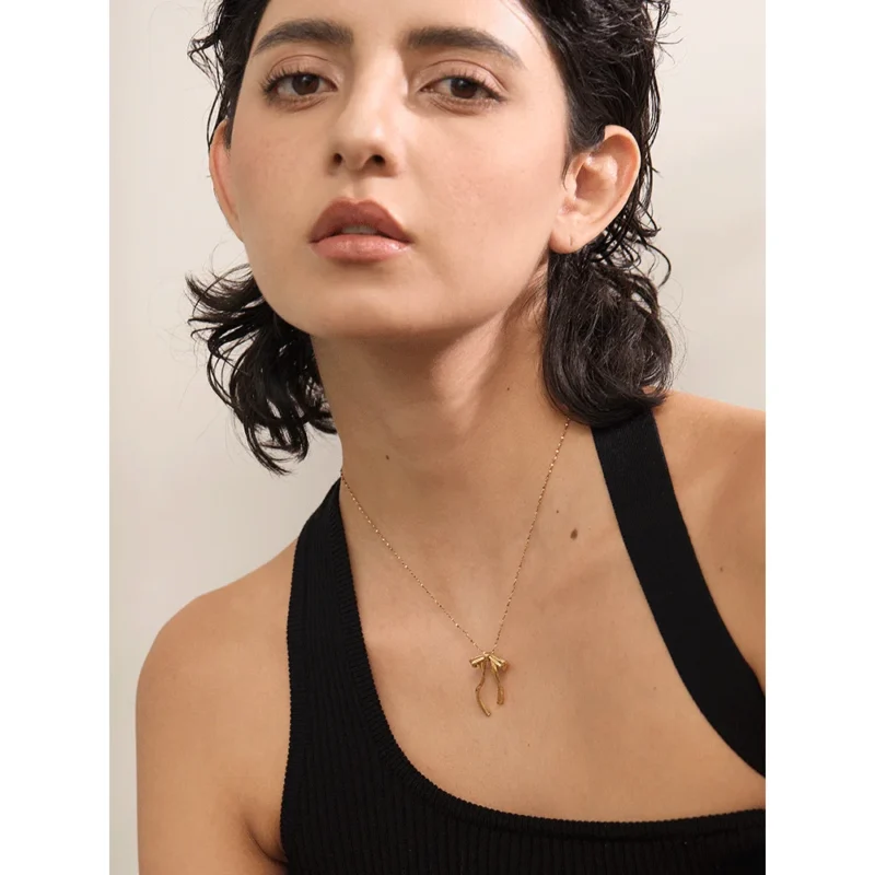 Gilded Bow Necklace - Image 3