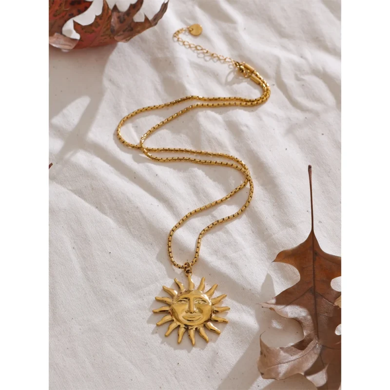 Sunbeam Spell Necklace - Image 2