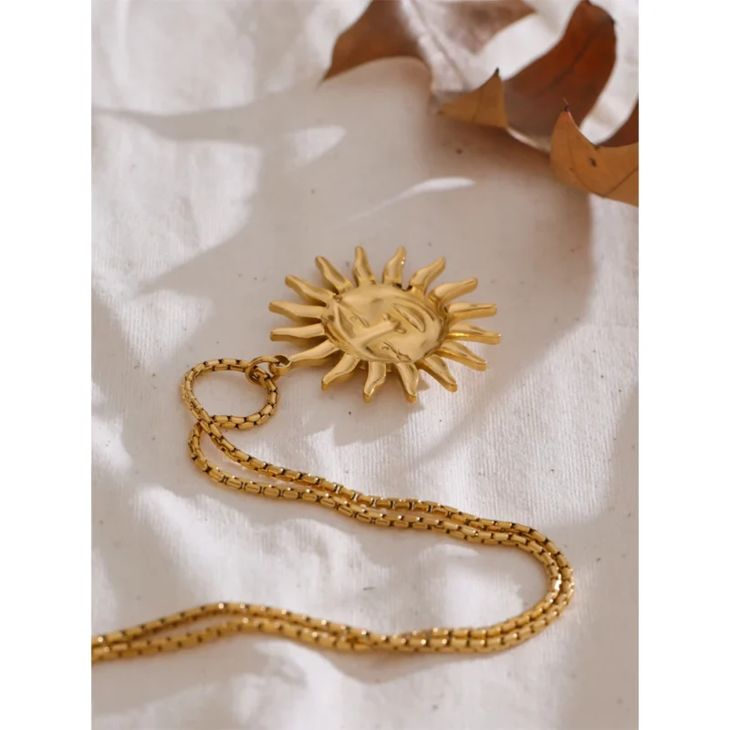 Sunbeam Spell Necklace - Image 6
