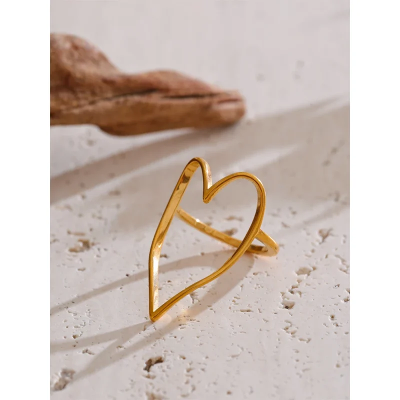 Heart of Gold Ring - Image 2
