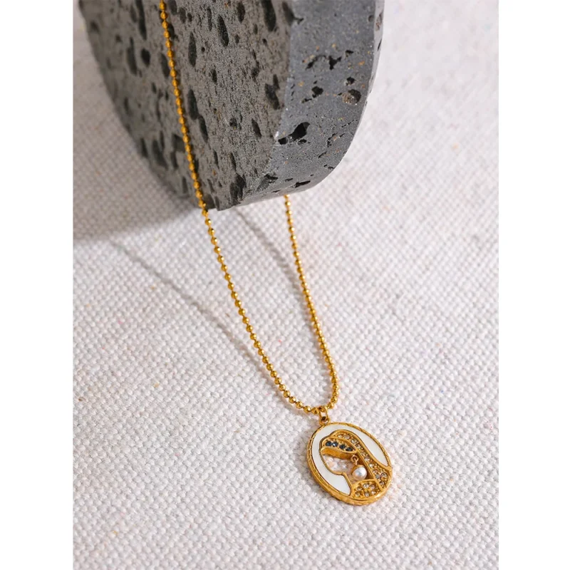 Gilr With the Pearl Necklace - Image 5