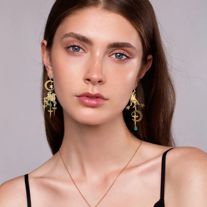 Pull Your Card Earrings - Image 2
