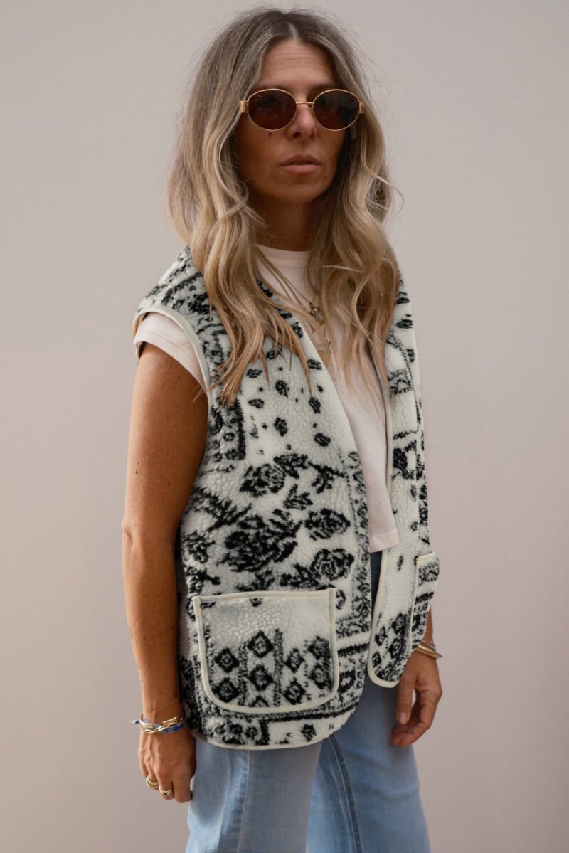 Sienna Sherpa Vest Jacket - Image 2