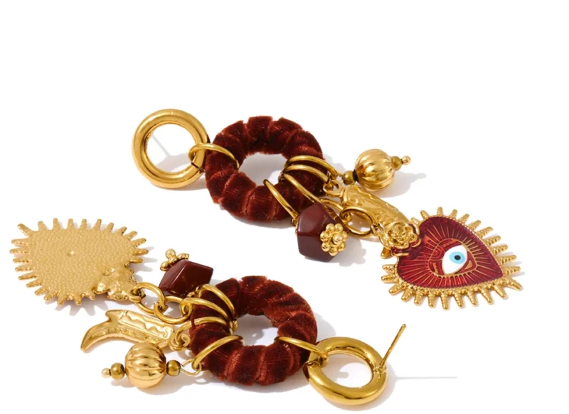 Velvet Tudor Earrings - Image 6
