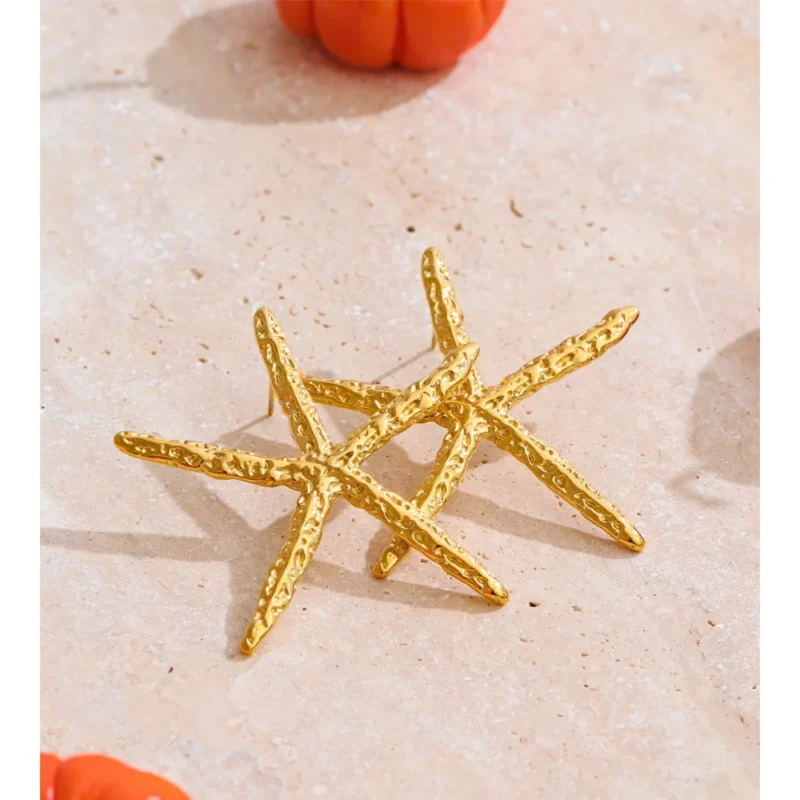 Gilded Sea Star Earrings - Image 4