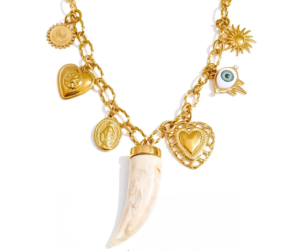 Hounds Tooth Charm Necklace