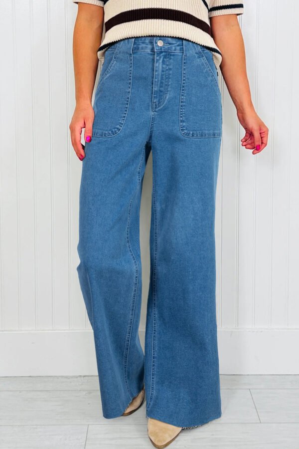 Deep Pockets Jeans