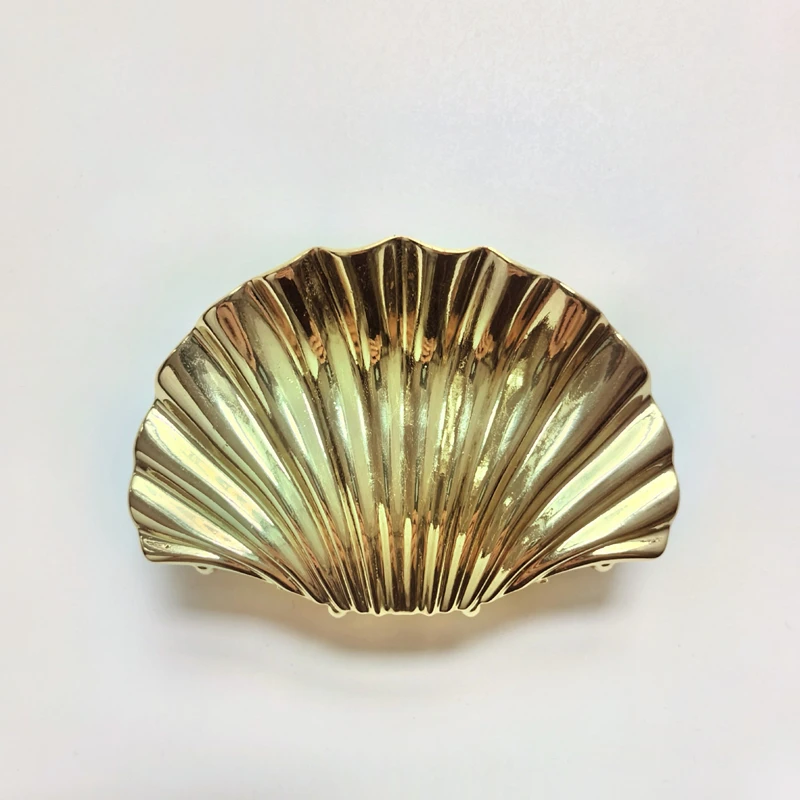 Golden Tide Shell Claw Clip - Image 8