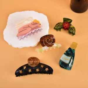 Romantic Muse Claw Clip