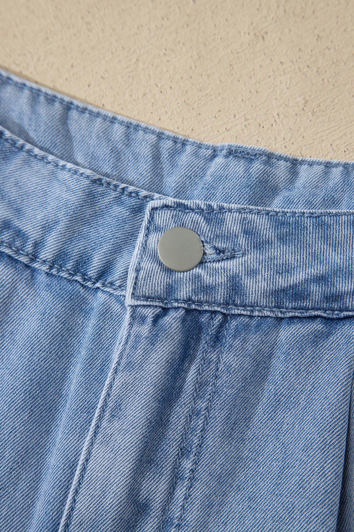 Scalloped Trim Denim Shorts - Image 8