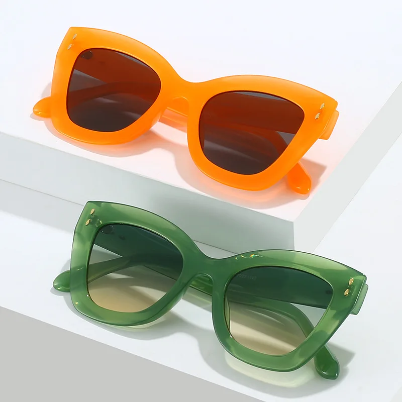Sunset Boulevard Cat-Eye Sunglasses - Image 2