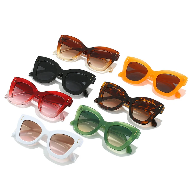 Sunset Boulevard Cat-Eye Sunglasses - Image 3