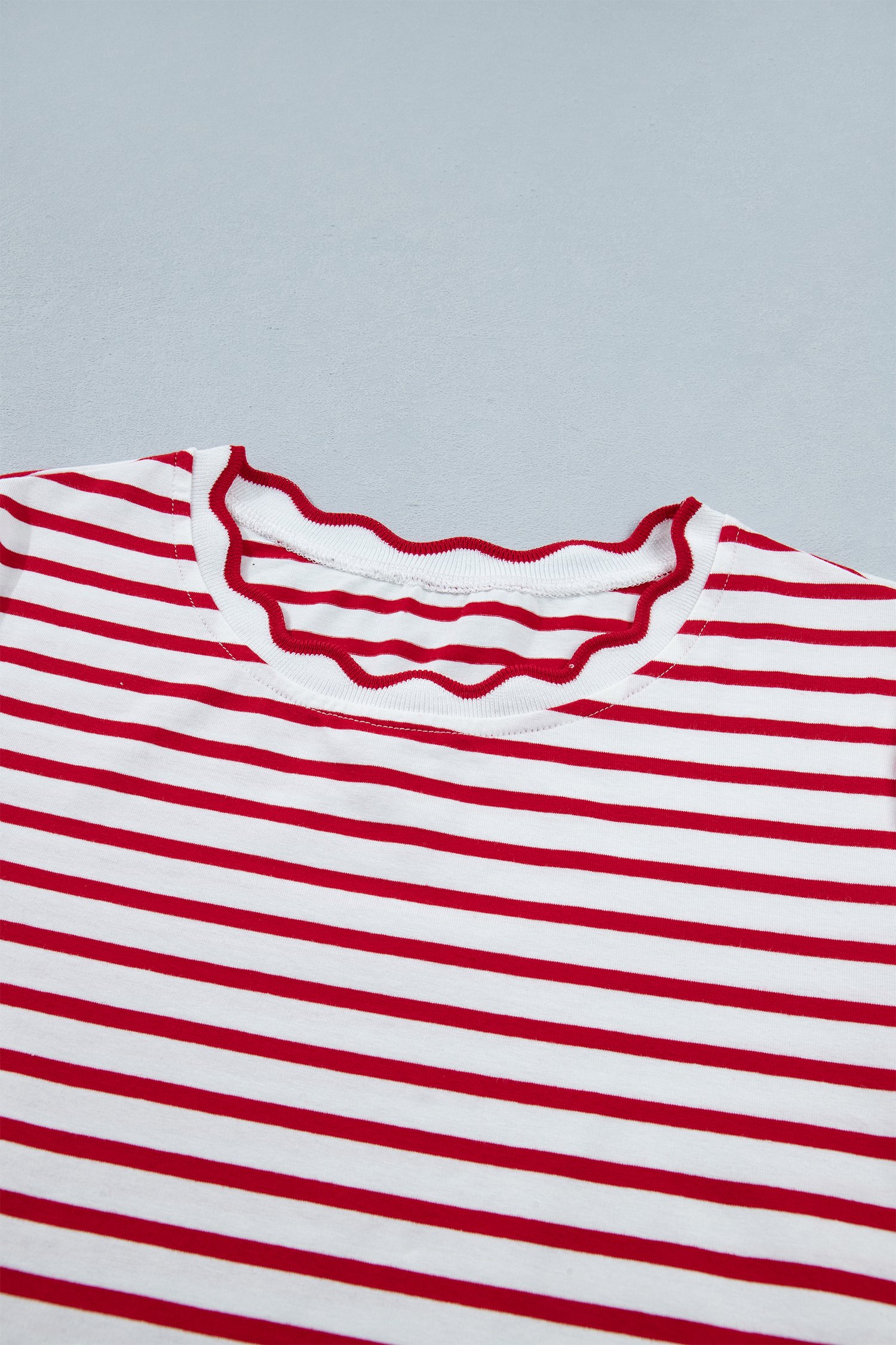 Red Stripe Scallop Set - Image 5