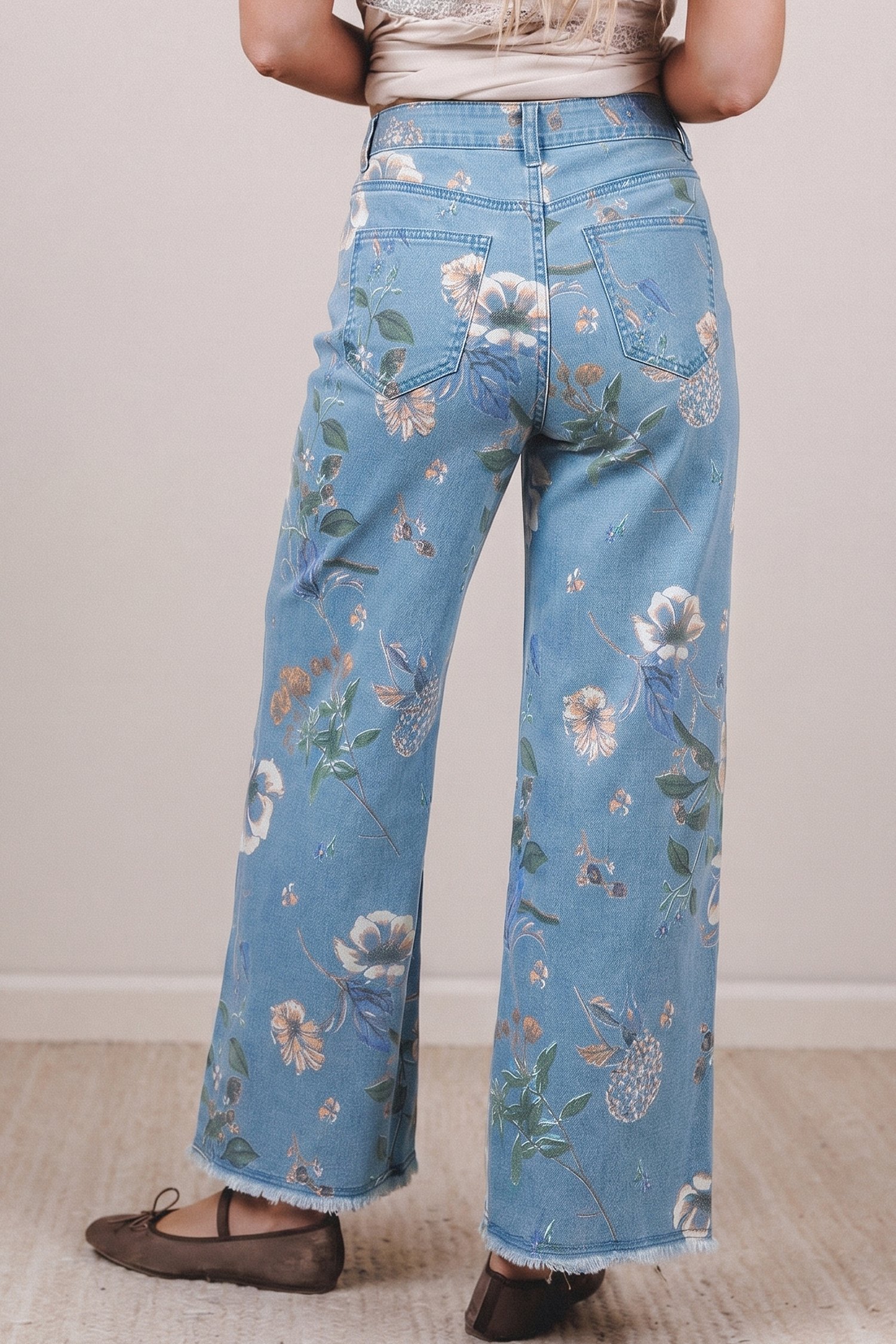 Floral Print Frayed Hem Jeans - Image 2