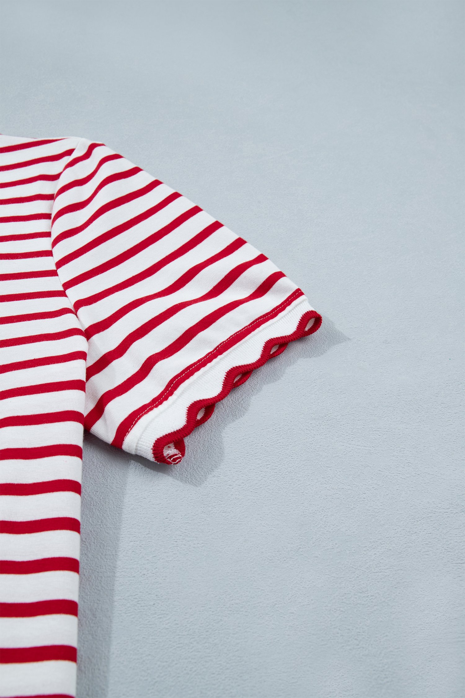 Red Stripe Scallop Set - Image 6