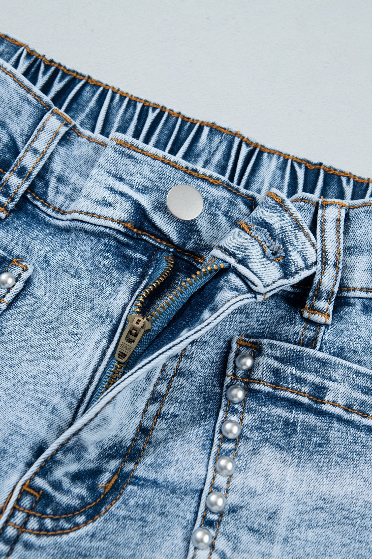 Arrow Dart Wide Leg Jeans - Image 7